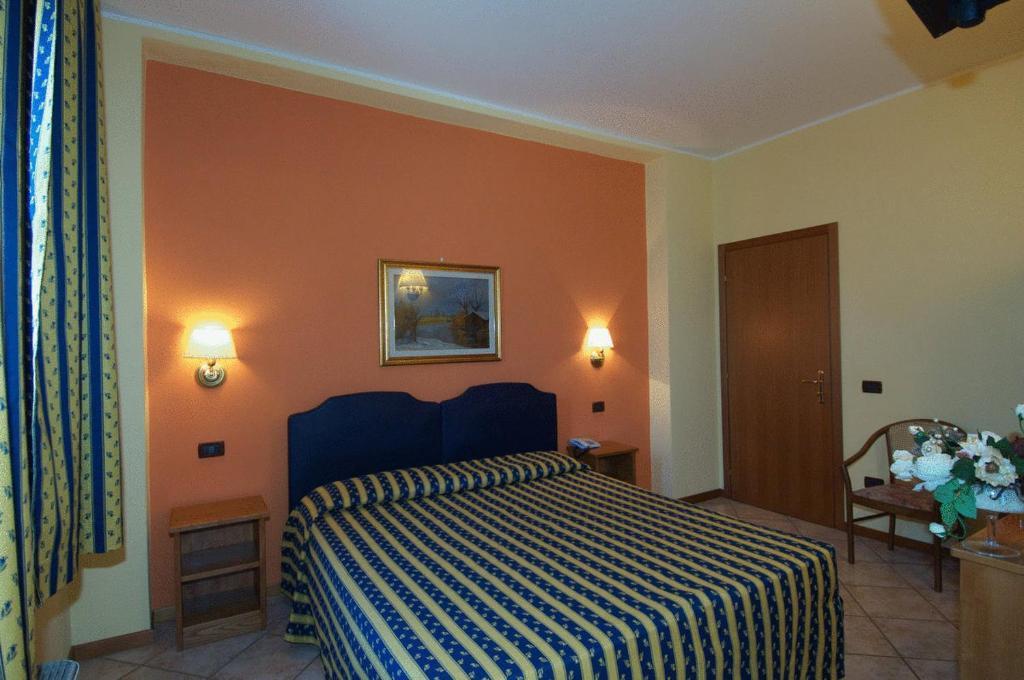 Hotel Il Granaio ポルト・マントヴァーノ エクステリア 写真